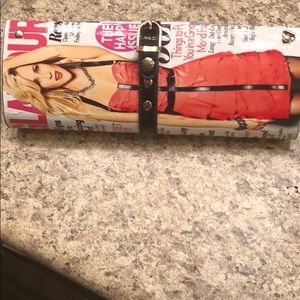 Magazine clutch